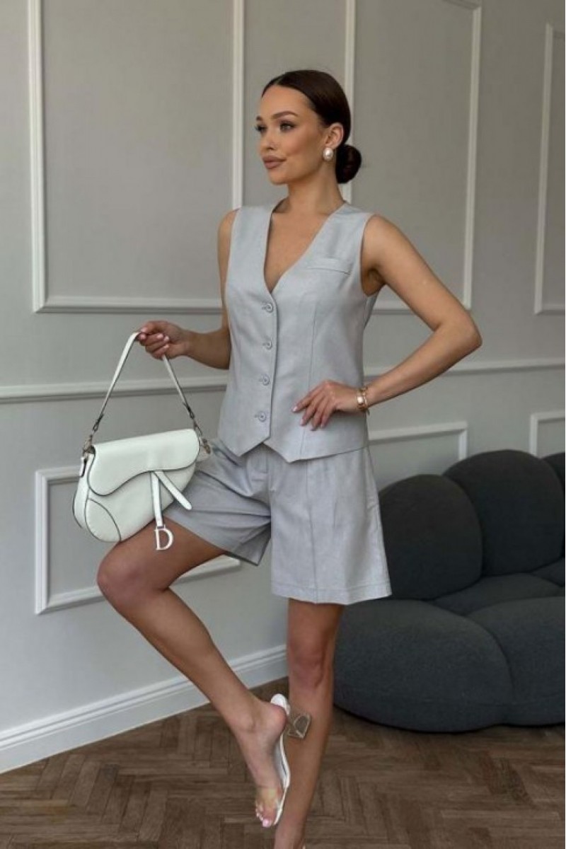 2044 Костюм с шортами