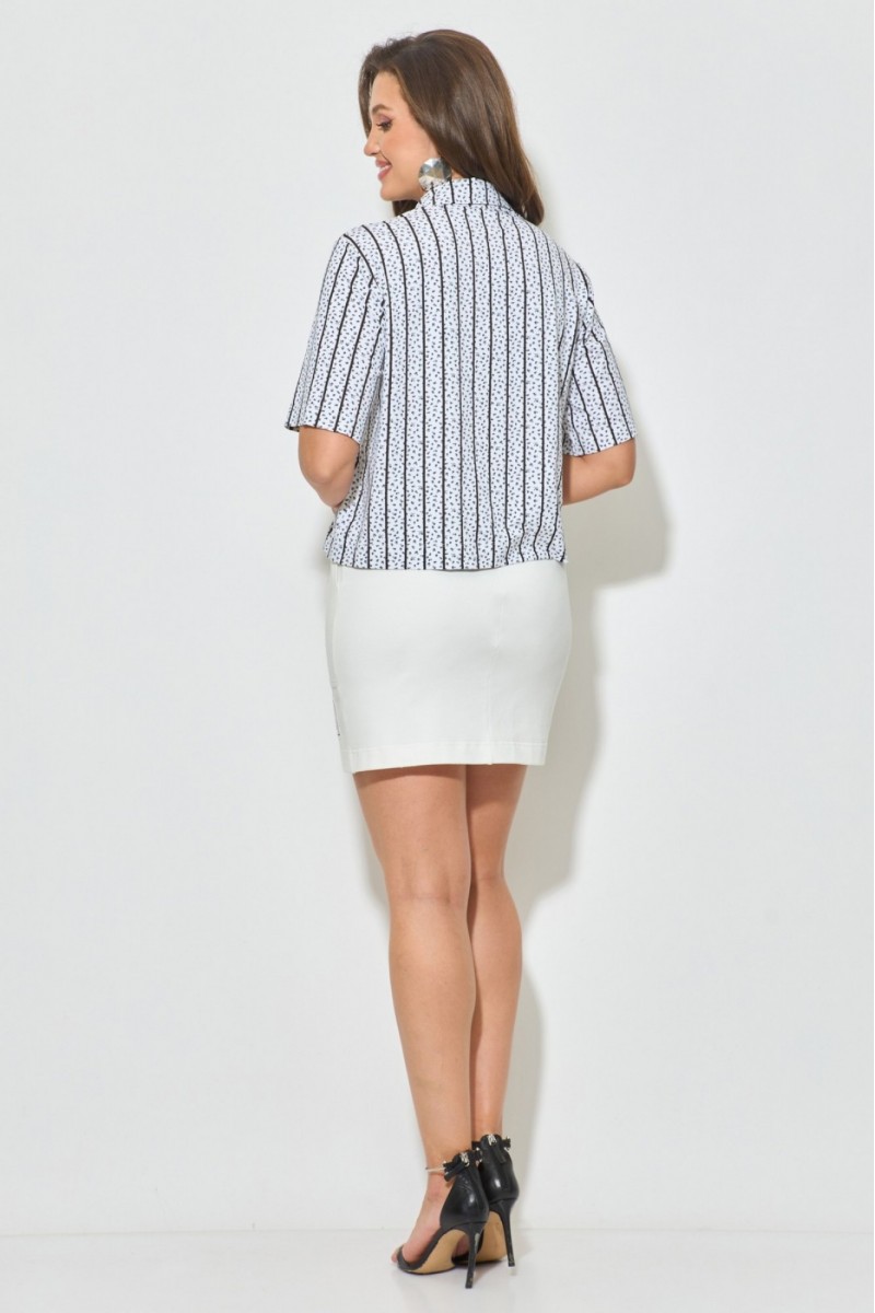 4019 Футболки и топы