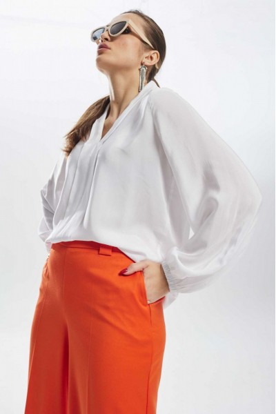 С925 белый блузы и рубашки