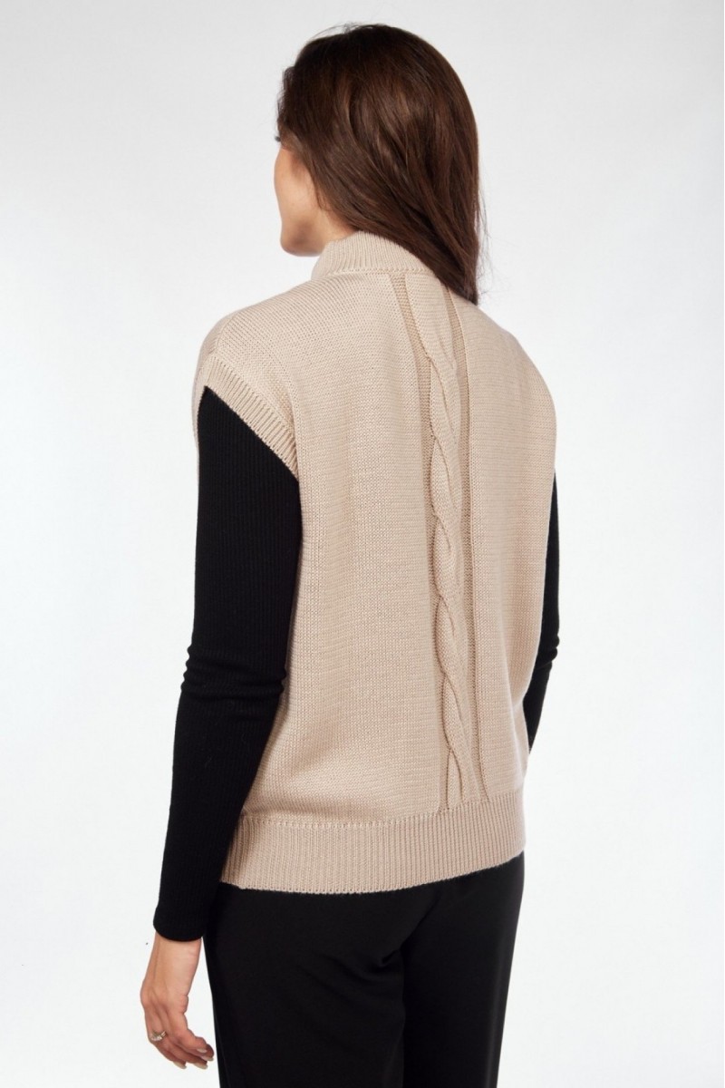 110 жакеты , жилеты