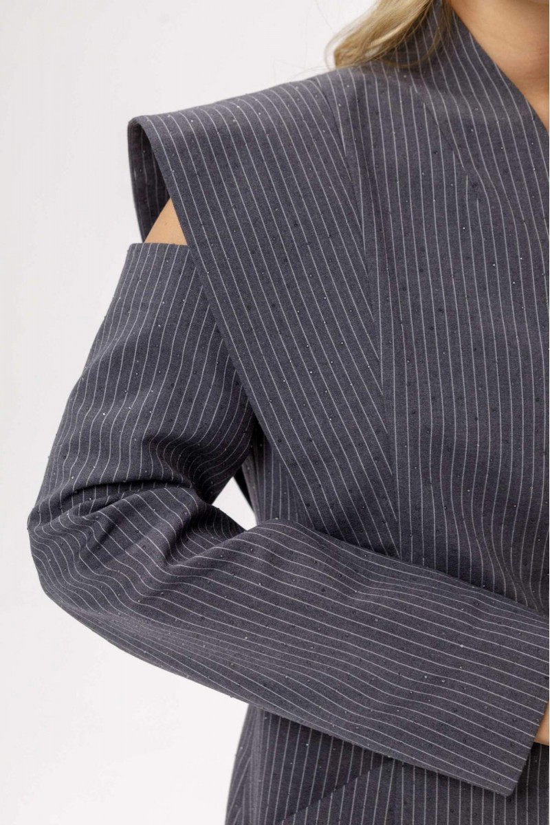 6581 жакеты , жилеты