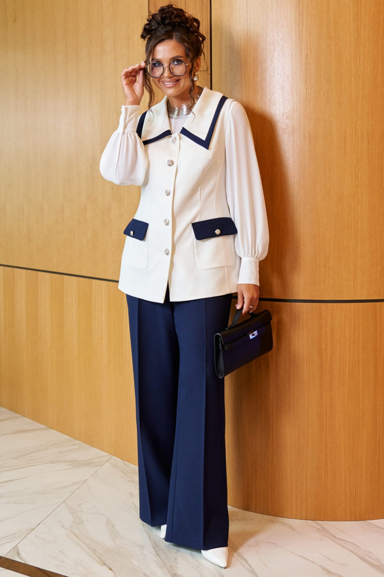6380 молочно-темно-синий Комплекты (Костюмы)